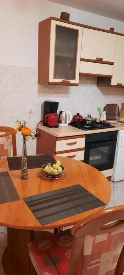 Apartments Zlosilo โอราซัซ ภายนอก รูปภาพ
